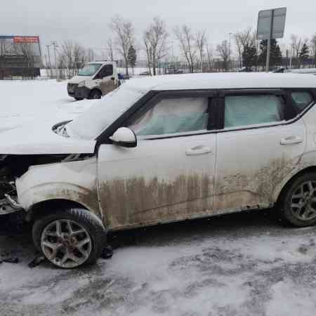Аварийные автомобили Киа Сол, 2015, АКПП, 1.6 выкупили за 1200000